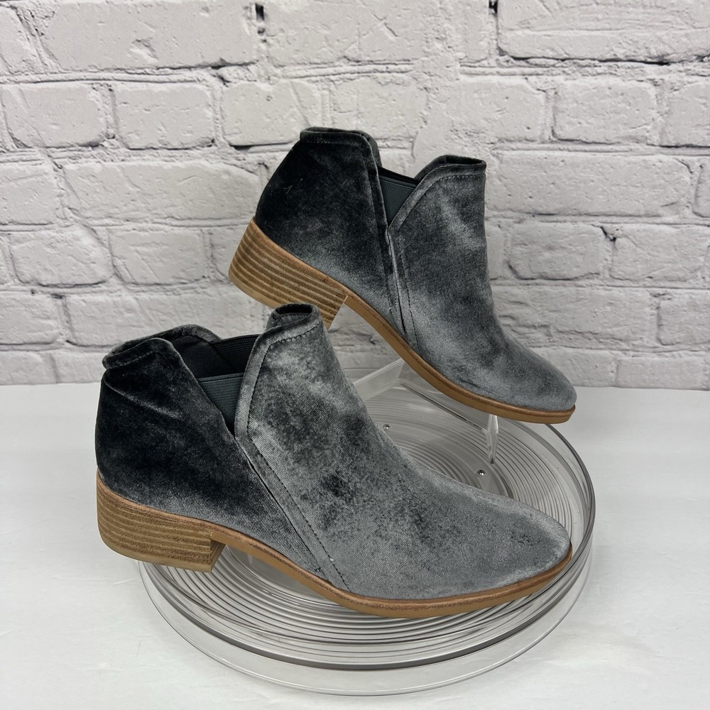 Dolce Vita Velveteen Ankle Booties Sz 8.5 Gray Almond Toe  Boho Block Heel Party
